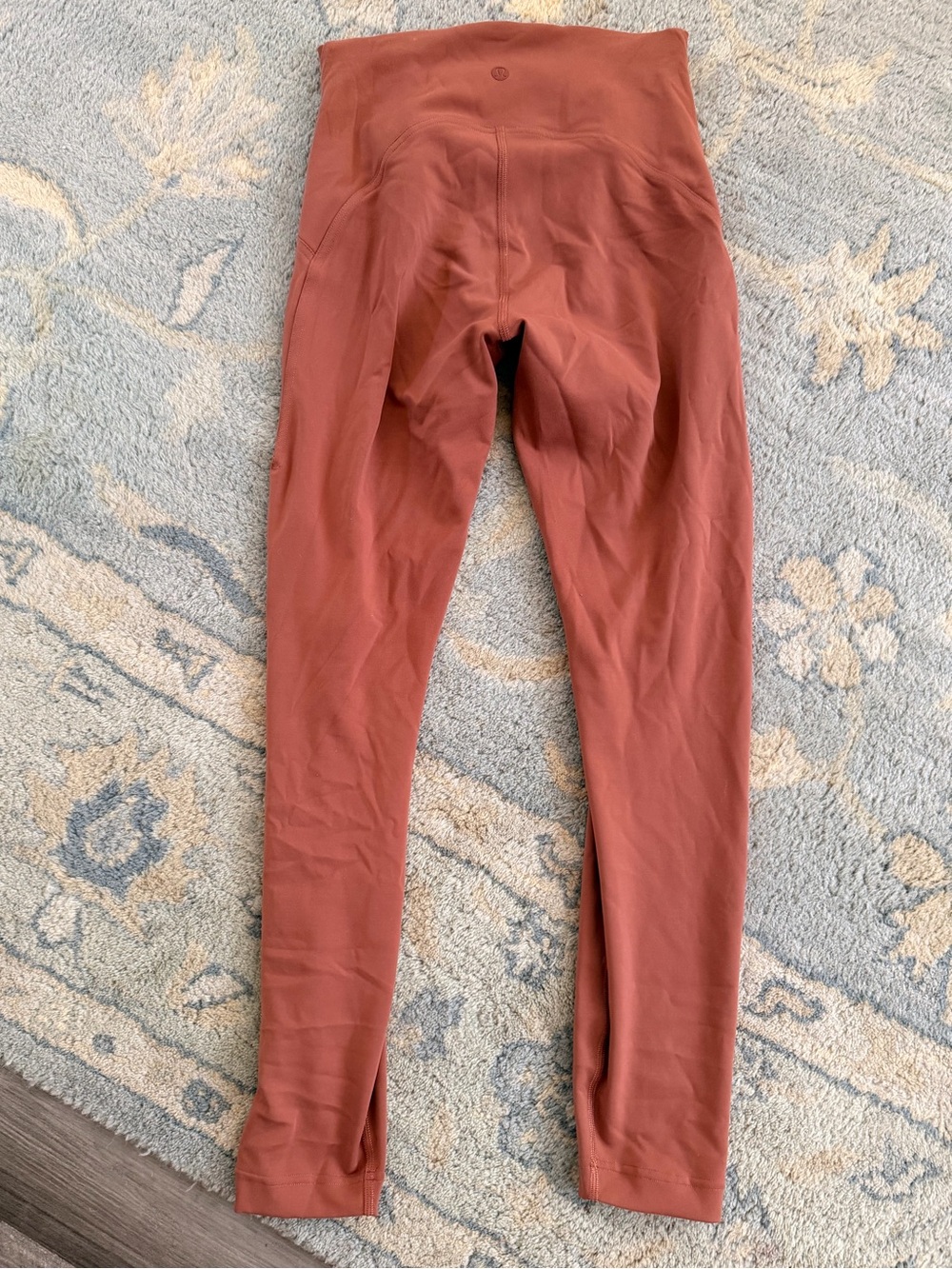 Lululemon leggings size 4